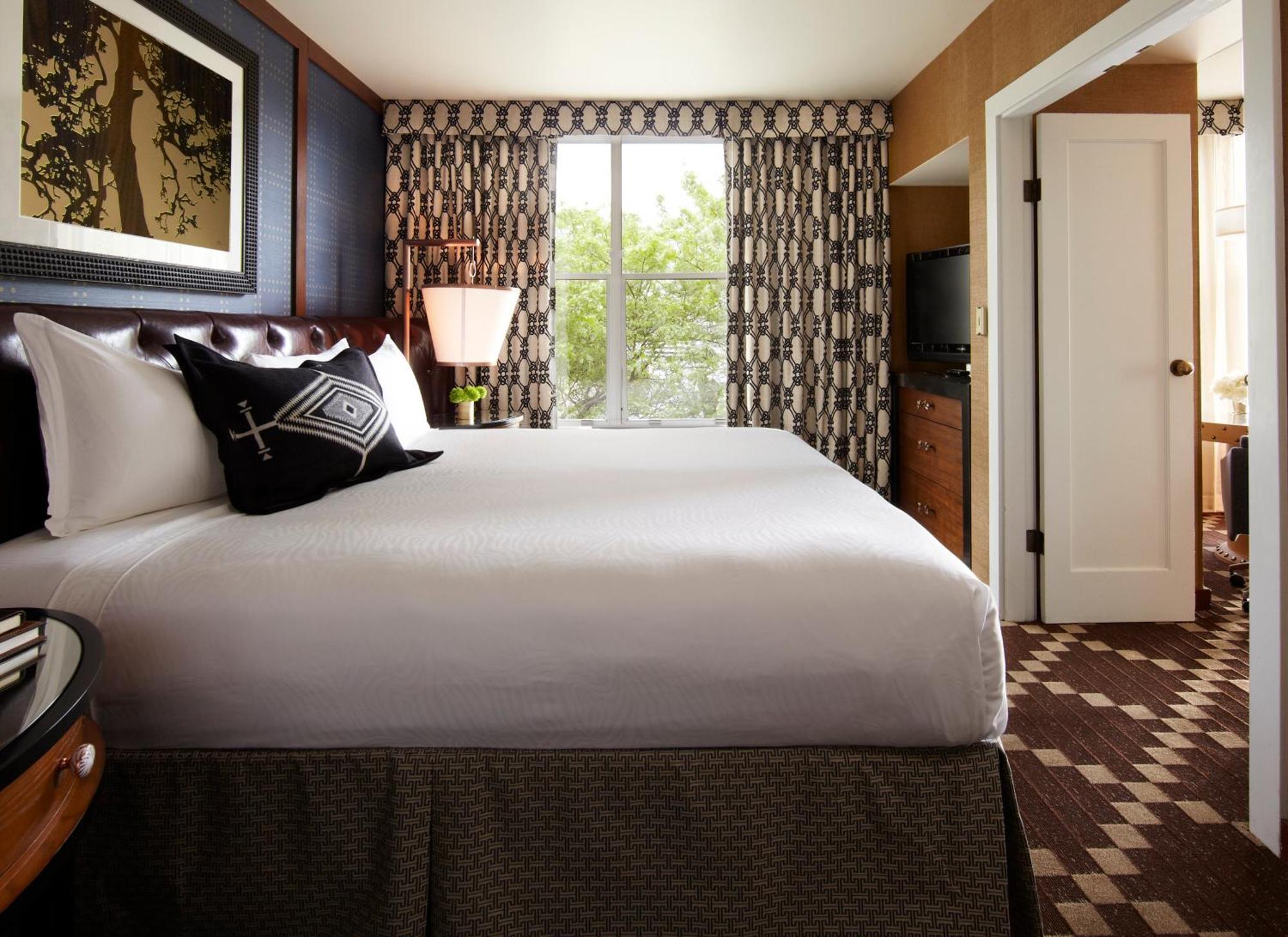Kimpton Riverplace Hotel By Ihg Portland Exterior photo